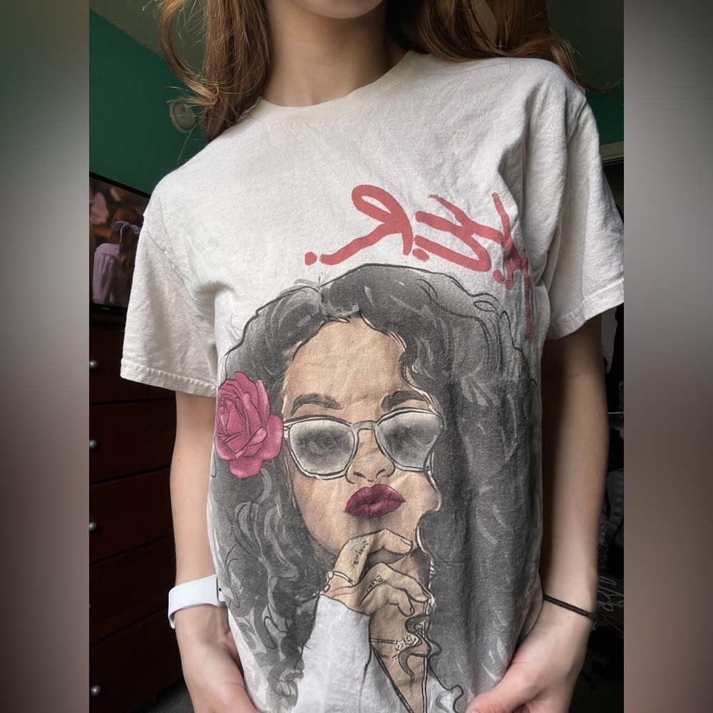 HER Graphic Tee